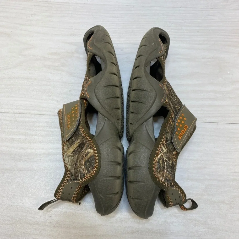 Crocs‎ Swiftwater Camo Sandals Mens 7 Green Brown Water Shoes 201152